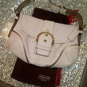 COACH like NEW purse